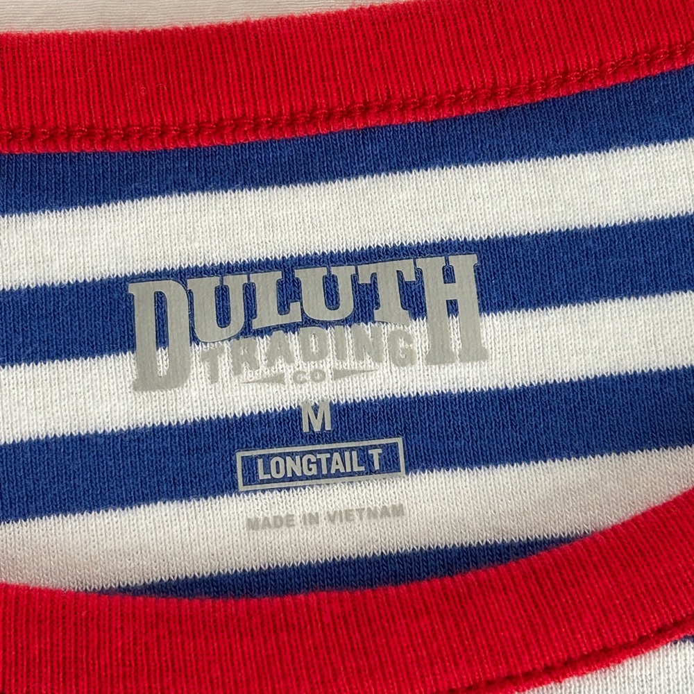 Like new Duluth Trading Company long tail ladybug tshirt top, M,red/white/blue - Picture 4 of 5